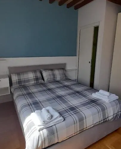 Claude Cozy Corner-apartment Apartment