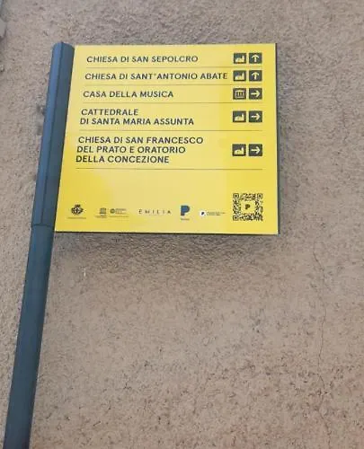 Claude Cozy Corner-apartment Apartment Parma